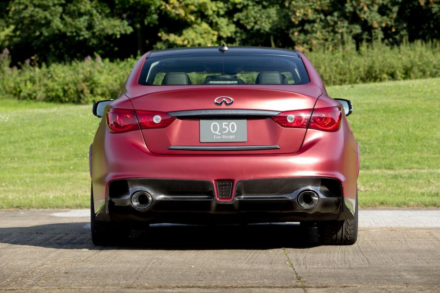  Infiniti Q50 Eau Rouge 2014 года  (фото 6 из 25)